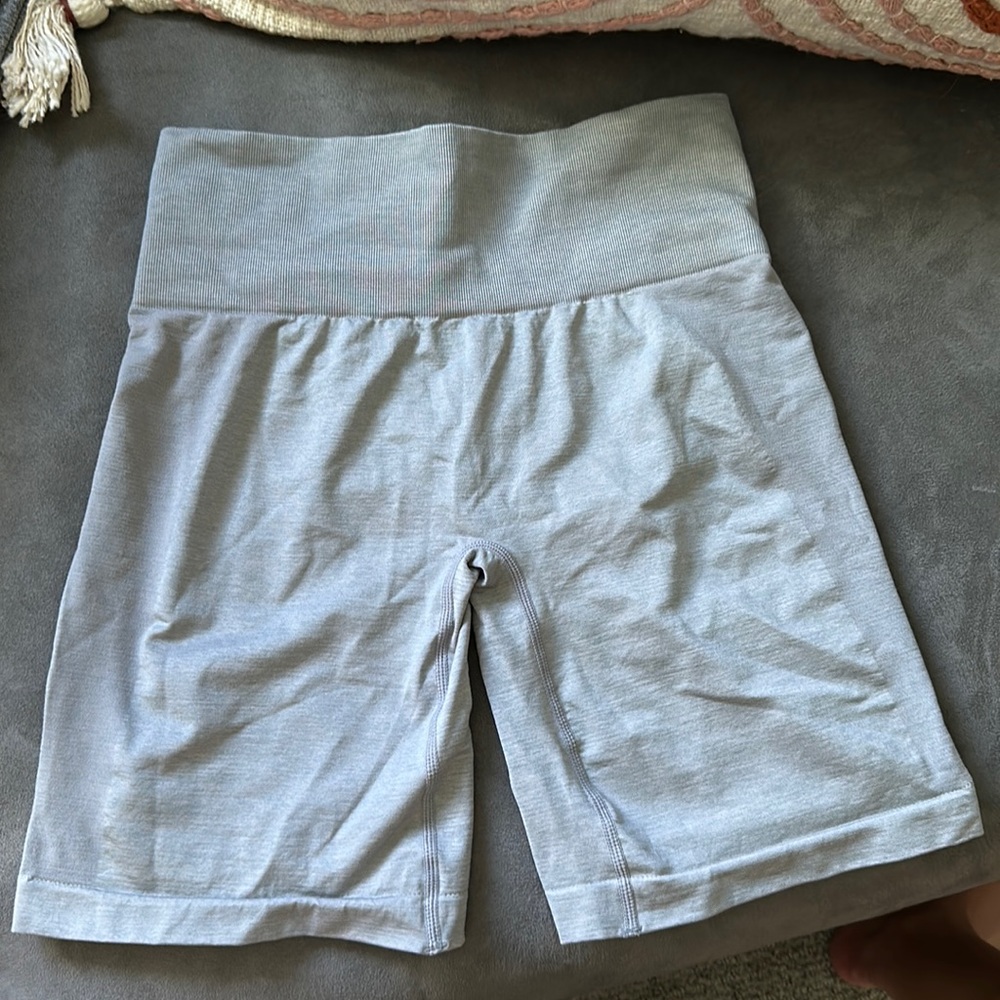 NVGTN Scrunch shorts